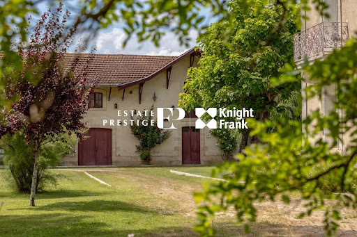 Property with pool 4