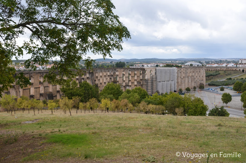 Elvas, aqueduc