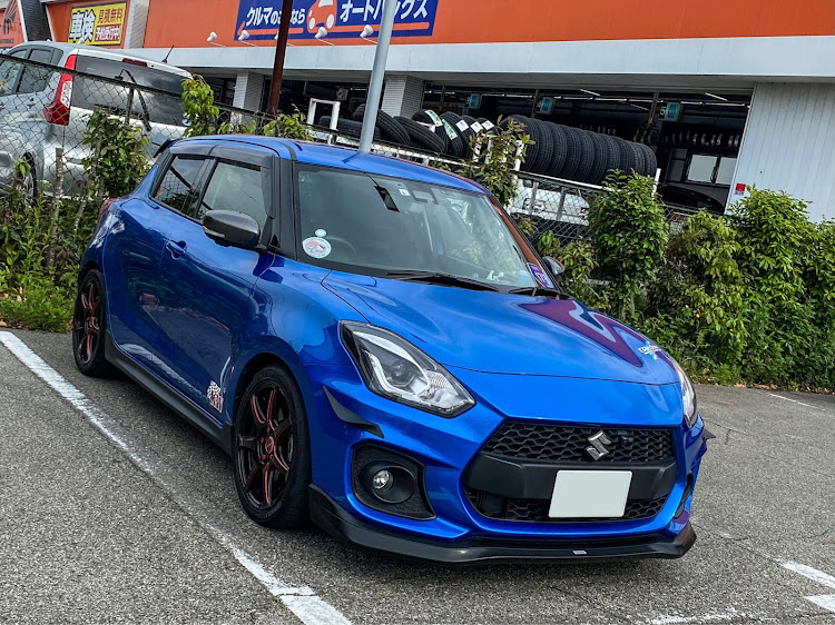 スイフトスポーツのスミさんが投稿したカスタム事例の投稿画像1枚目