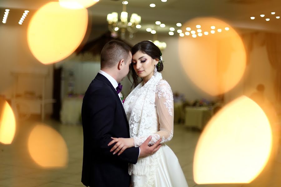 Fotógrafo de bodas Oleg Savka (savcaoleg). Foto del 31 de marzo 2017