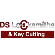 Damien Smith Locks Logo