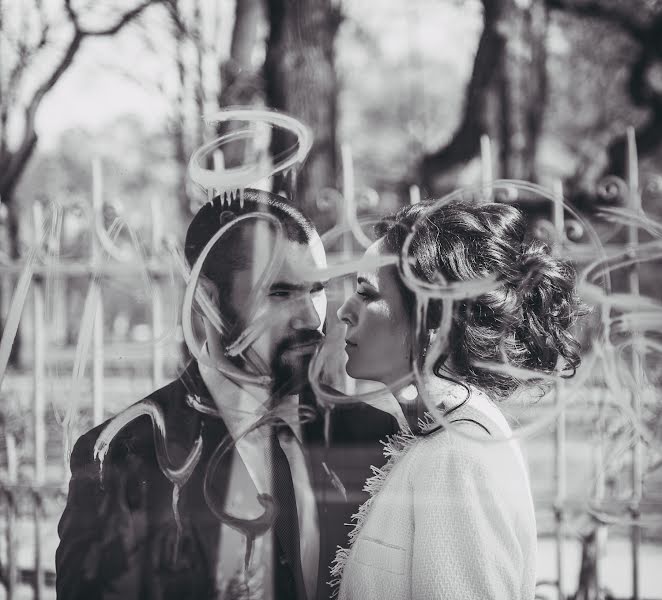 Fotógrafo de casamento Matvey Grebnev (matveygrebnev). Foto de 28 de abril 2016