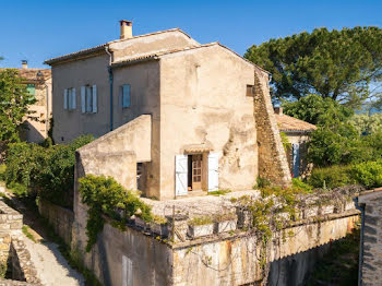 maison à Pierrerue (04)