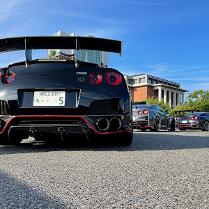 NISSAN GT-R R35