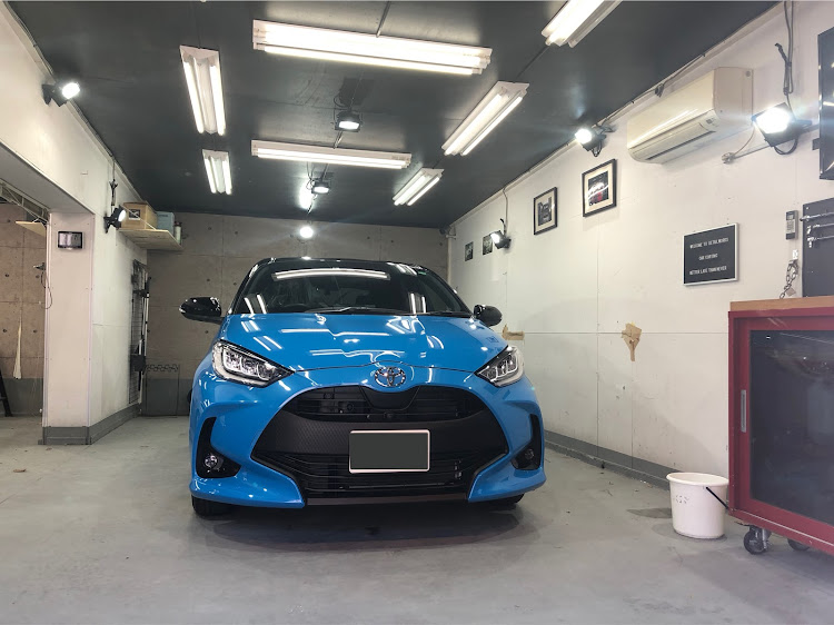 ヤリスのコーティング・青い車・ピカピカ✨・洗車・洗車場に関するカスタム事例の投稿画像1枚目