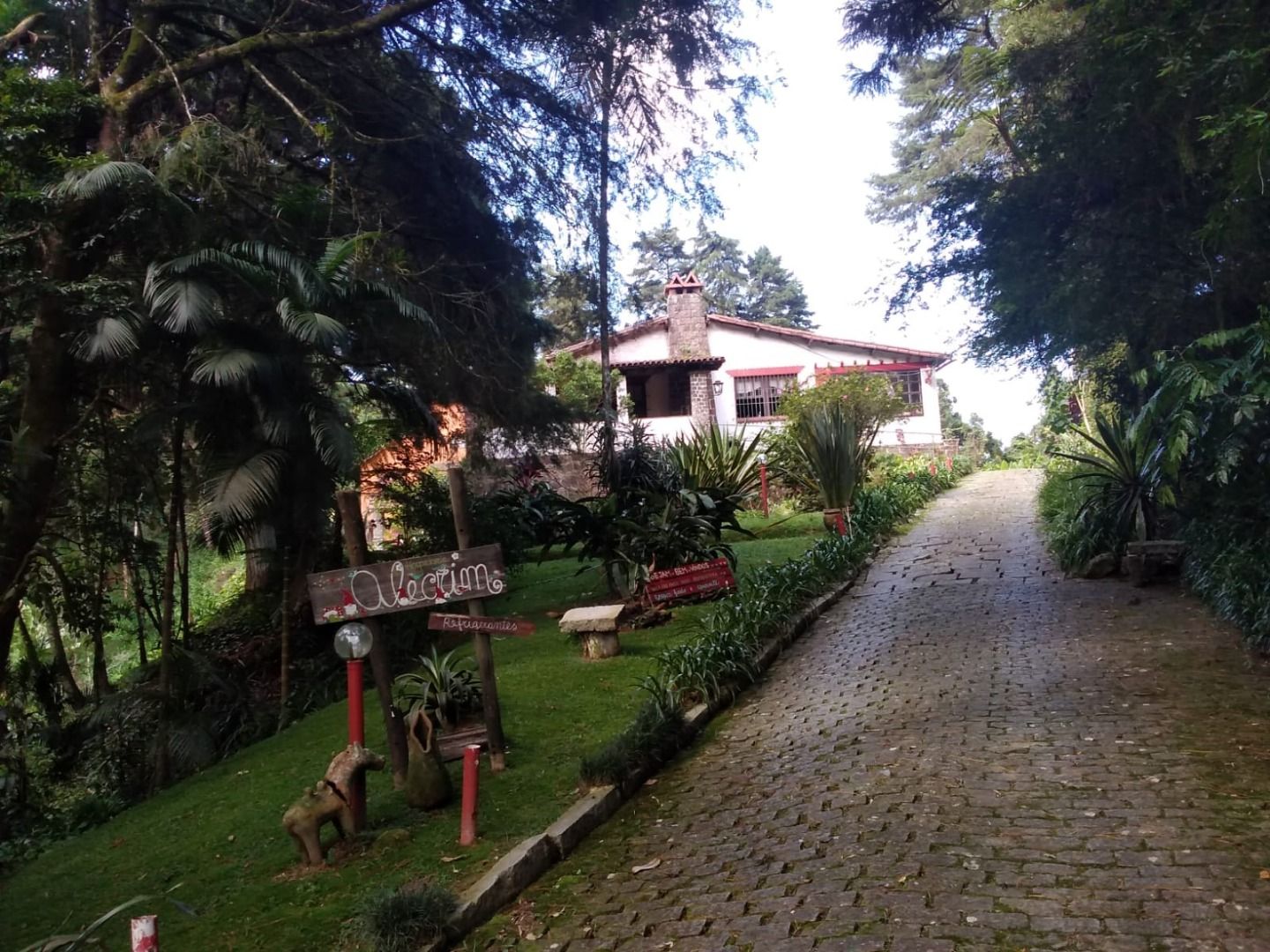 Casa à venda em Quitandinha, Petrópolis - RJ