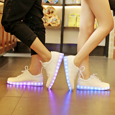 Title 1, Luminous Shoes to light up your steps in the da...