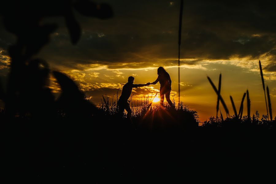 Esküvői fotós Sergey Rzhevskiy (photorobot). Készítés ideje: 2015 május 20.