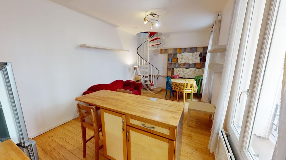 Vente appartement 2 pièces 47 m² à Paris 18ème (75018), 380 000 €