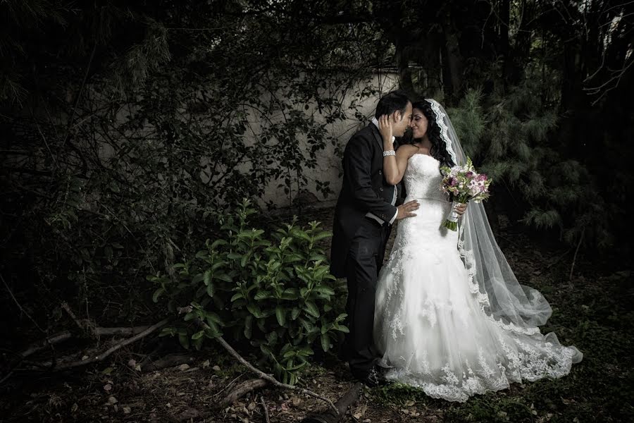 Wedding photographer Carlos Curiel (curiel). Photo of 22 April 2015