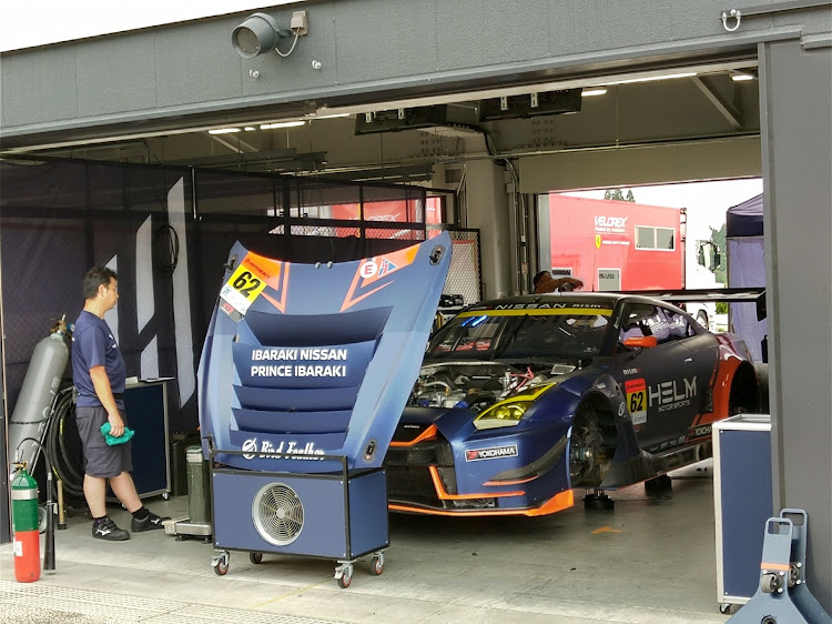 パサートのゴルフトゥーラン・菅生サーキット・GT300・みちのく2人旅・息子もサーキットデビューです。に関するカスタム事例の投稿画像2枚目