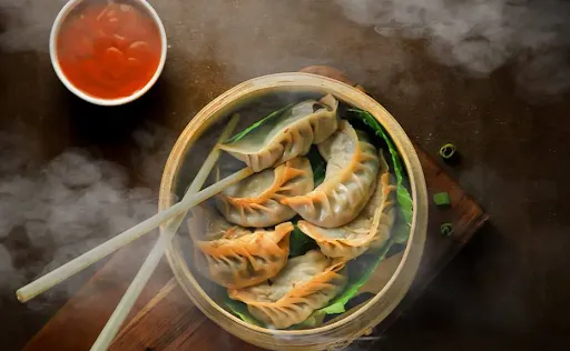 Pizza Cheese Steamed Momos