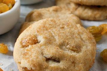 Nanny’s Rum Raisin Sugar Cookies