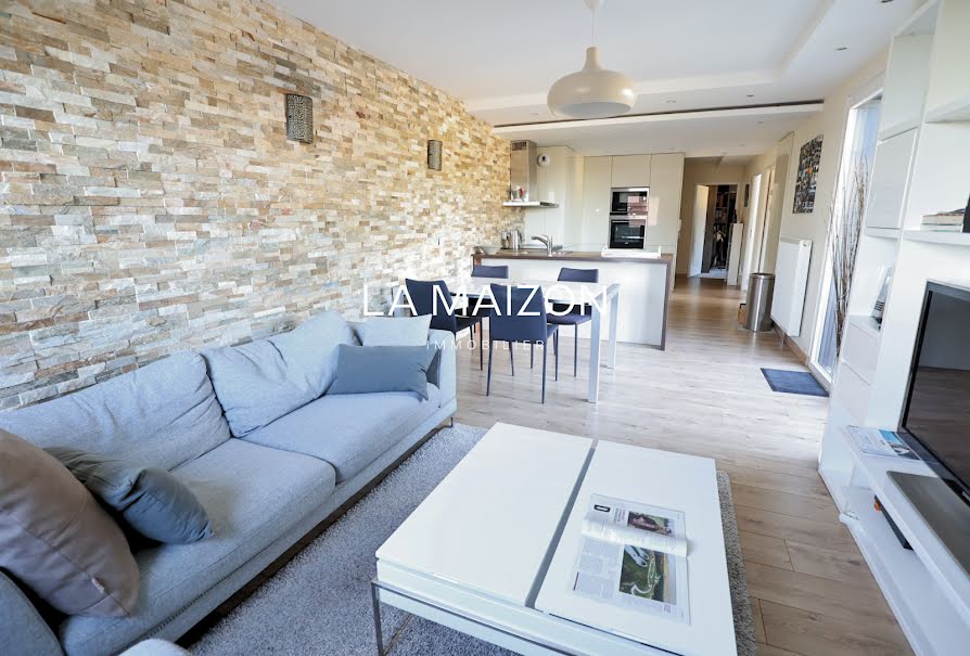 Vente appartement 5 pièces 80.08 m² à Lille (59000), 325 000 €