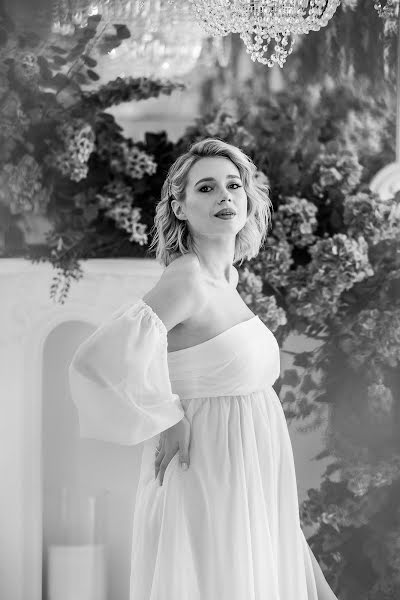 Wedding photographer Natalya Kharitonova (nvasiliska). Photo of 30 November 2023