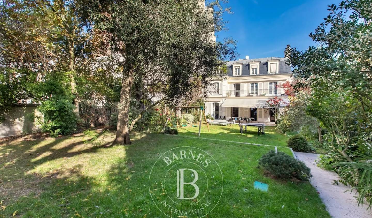 Private mansion Neuilly-sur-Seine