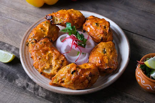 Paneer Tandoori Momos