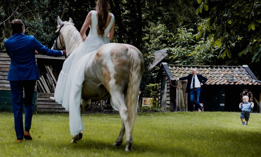 Fotografo di matrimoni Karen Velleman (kvfoto-velleman). Foto del 24 giugno 2020