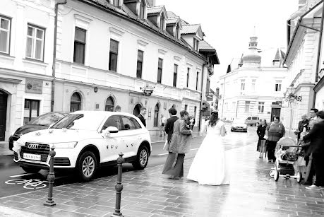 Fotógrafo de bodas Kristina Kosec (tinaverarok1). Foto del 24 de octubre 2017