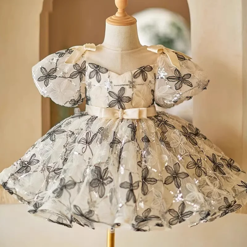 Meisjes Creatieve Eenvoudige Printjurk Comfortabel en Stijlvol voor Dagelijks Gebruik Perfect om te Spelen en te Ontdekken Eenvoudig Design met een Leuke Twist!