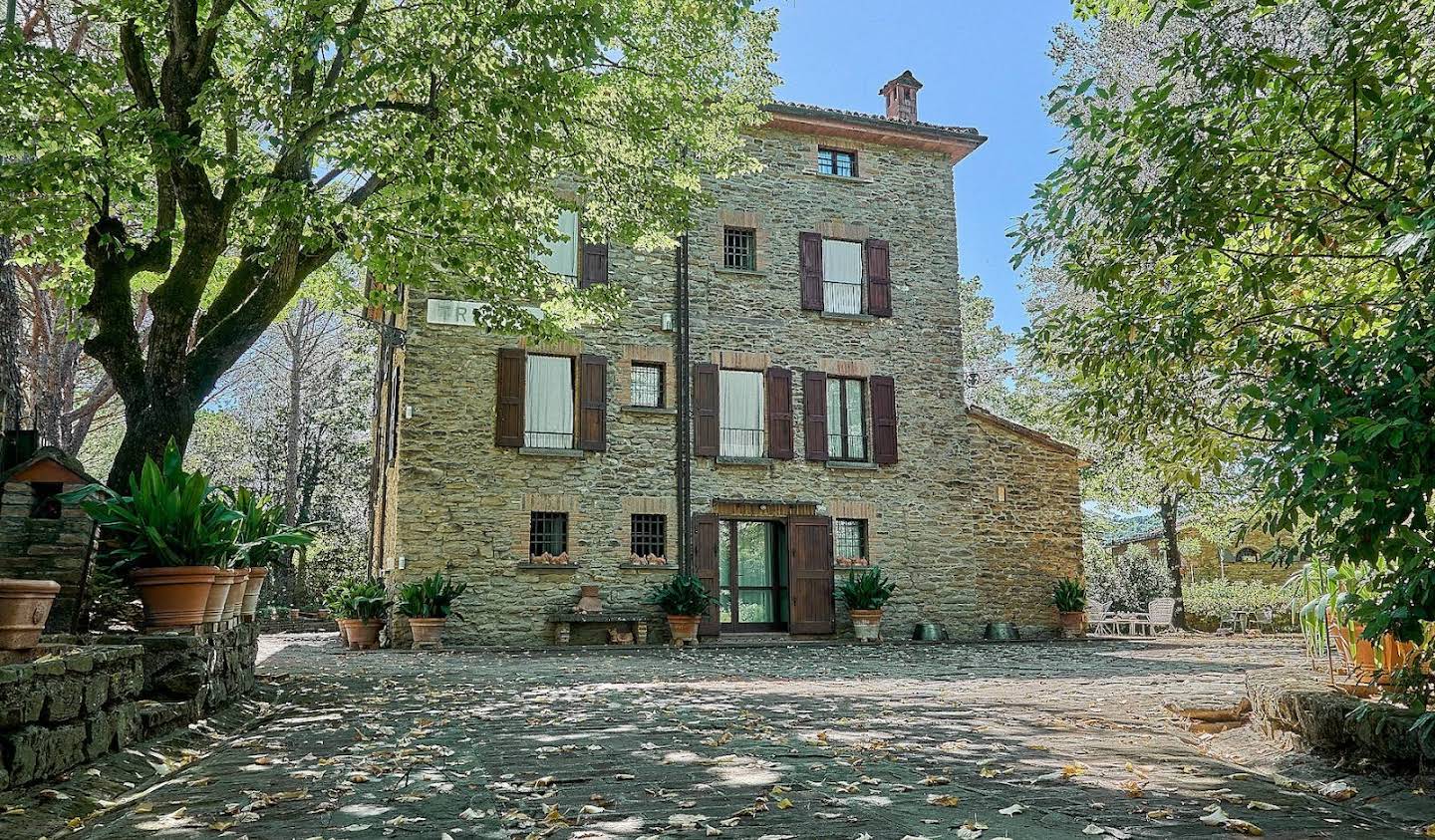 Farm house with garden Fontanelice