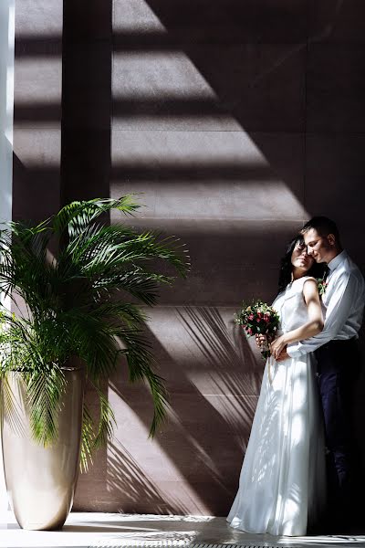 Fotógrafo de casamento Aleksandr Velimovich (velimovich). Foto de 21 de outubro 2017