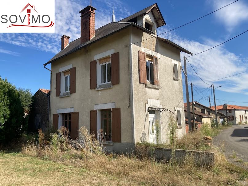 Vente maison 6 pièces 104 m² à Brillac (16500), 29 000 €