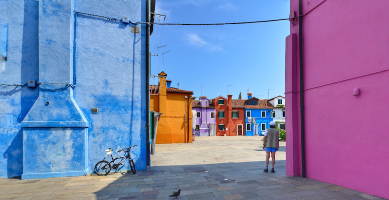 Il mondo in technicolor di Jorjo