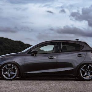 MAZDA2 DJLFS