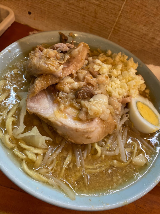アルファードのアルファード・GNOSIS CVX・シックスセンス・ノブレッセ・ラーメンに関するカスタム事例の投稿画像2枚目