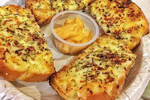 Tandoori Cheese Garlic Bread