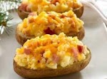 TWICE-BAKED POTATOES WITH HAM was pinched from <a href="http://www.hellmanns.com/recipes/detail/42362/1/twice-baked-potatoes-with-ham/?stayonsite=1" target="_blank">www.hellmanns.com.</a>