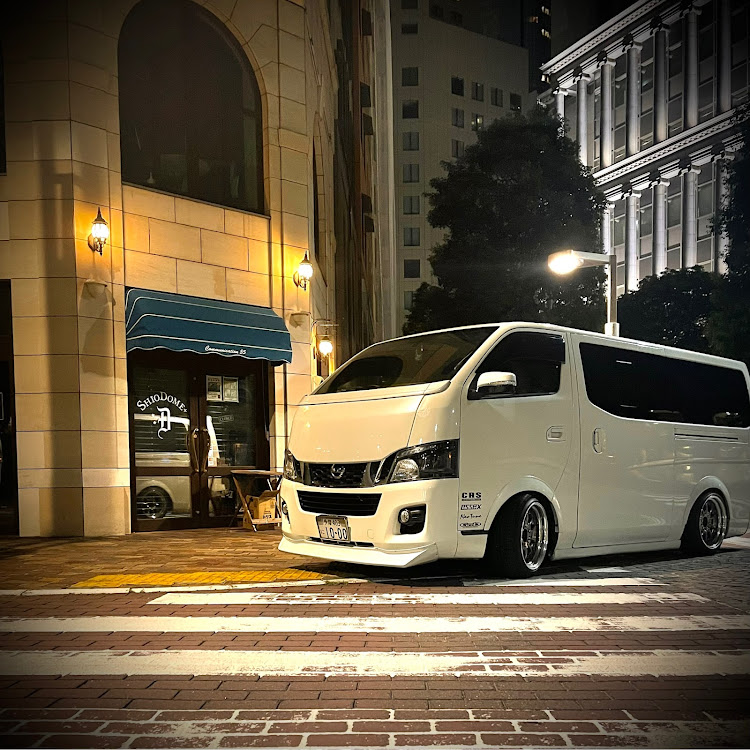 NV350キャラバンのNV350・9月もよろしくお願いします。・低そうで低くないほんのちょこっとだけ低く見える車・カメラ初心者に関するカスタム事例の投稿画像1枚目