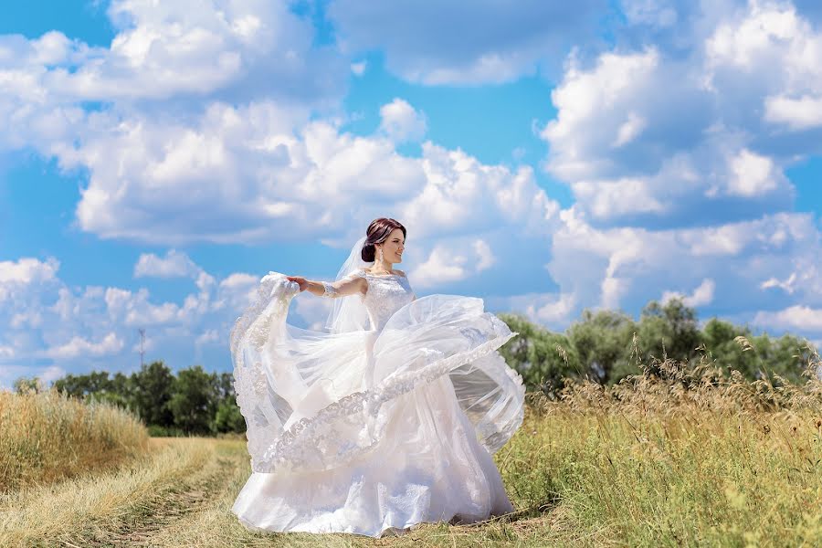 Bryllupsfotograf Anna Dokina (annadokina). Bilde av 16 juli 2018