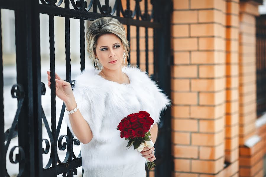 Fotograf ślubny Elena Tolubeeva (itzy). Zdjęcie z 25 grudnia 2014