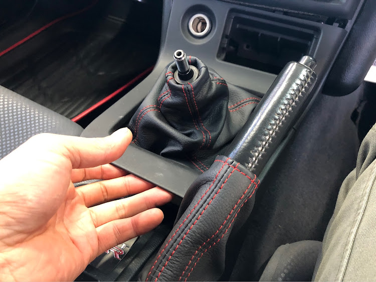 スカイライン GT-RのDIY・油圧計・オイルプレッシャースイッチ・メンテナンスに関するカスタム事例の投稿画像8枚目