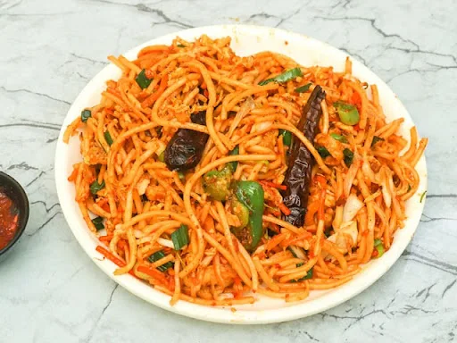 Non Veg Singapore Noodles