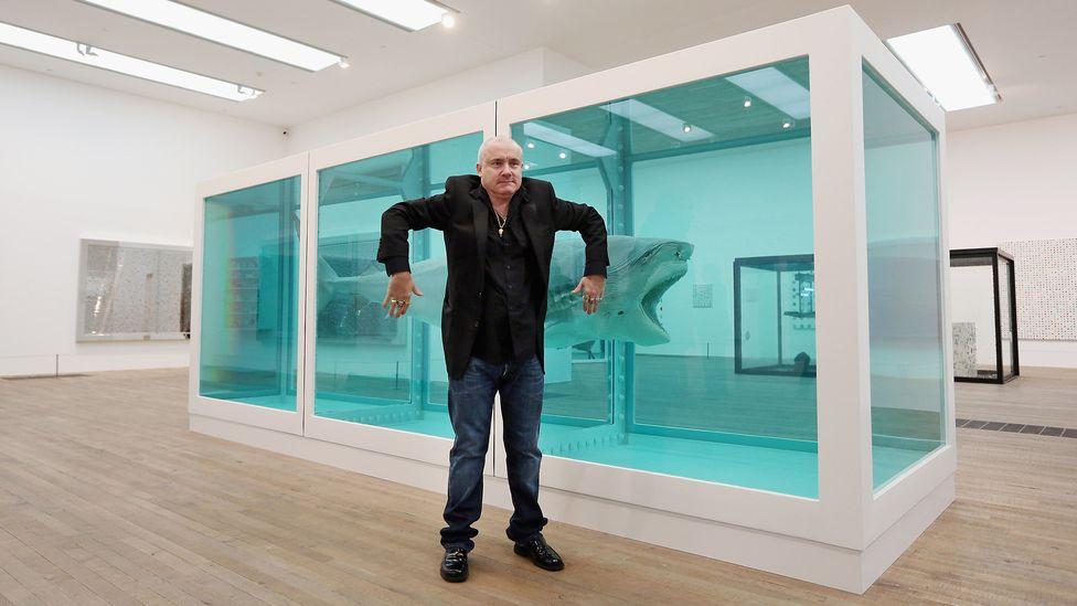 Opis: Hirst's shark, or The Physical Impossibility of Death in the Mind of Someone Living (1991), had to be replaced in 2004 as it hadn't been preserved correctly (Credit: Getty Images)