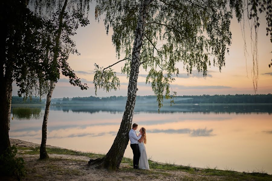 Bryllupsfotograf Radek Pizoń (radekpizon). Bilde av 24 september 2021