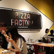 Pizza Factory 披薩工廠