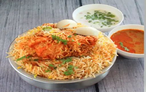 Hyderabadi Chicken Dum Biryani