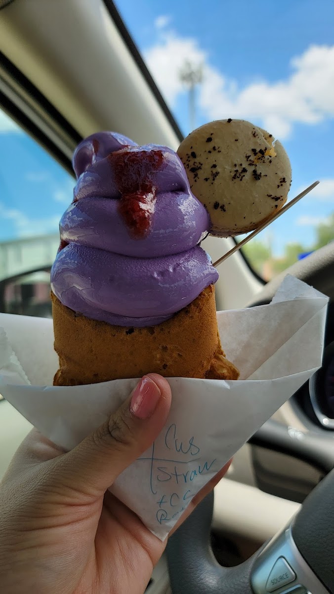 Ube sundae with macaroon.