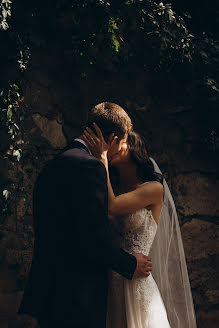 Fotógrafo de casamento Viktoriya Romenskaya (romenskayavika). Foto de 31 de outubro 2021