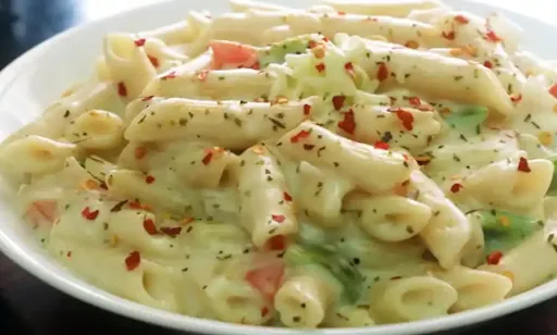 White Sauce Pasta