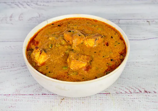 Matar Paneer