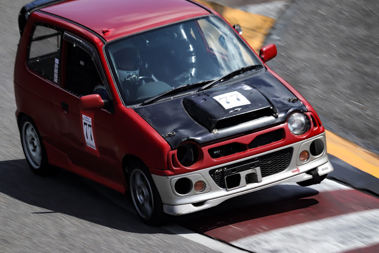 らだーさんが投稿したヒーローしのいサーキット・ヒロチャレ・軽耐久・アルトワークスに関するカスタム事例の投稿画像1枚目