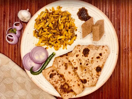 Paratha With Bhujia [Serves 1]