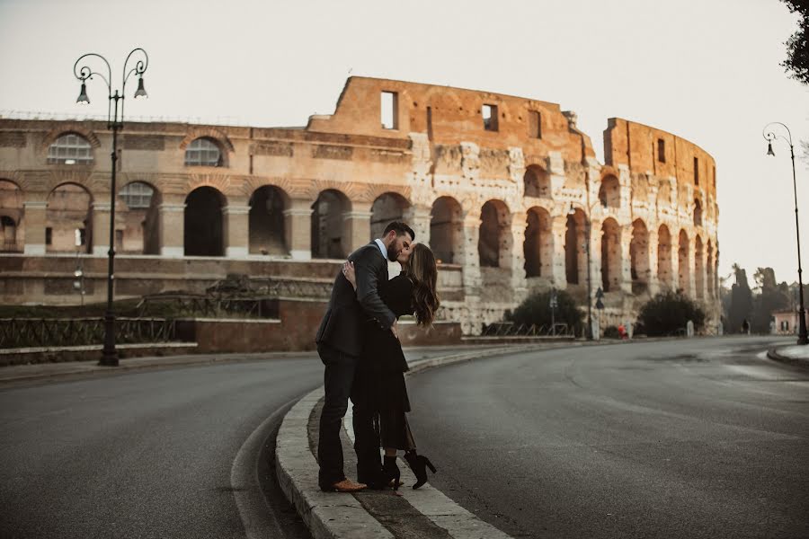 Jurufoto perkahwinan Fabio Schiazza (fabioschiazza). Foto pada 3 Januari 2022