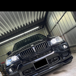 X5 xDrive 30i