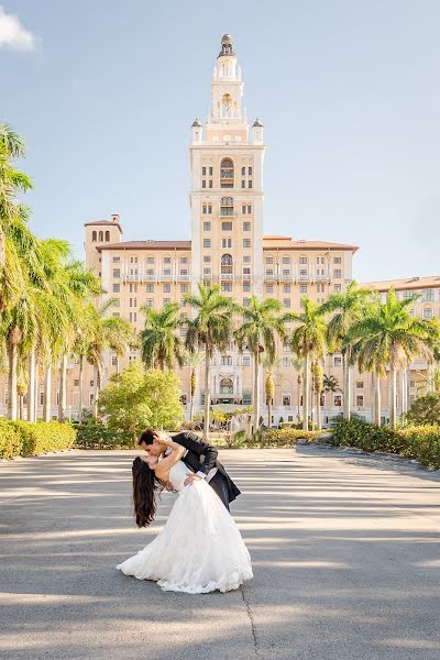 Fotografo di matrimoni Paula Martinez (amarena). Foto del 8 agosto 2023